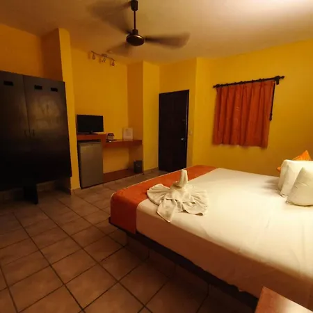 Hotel Lunasol